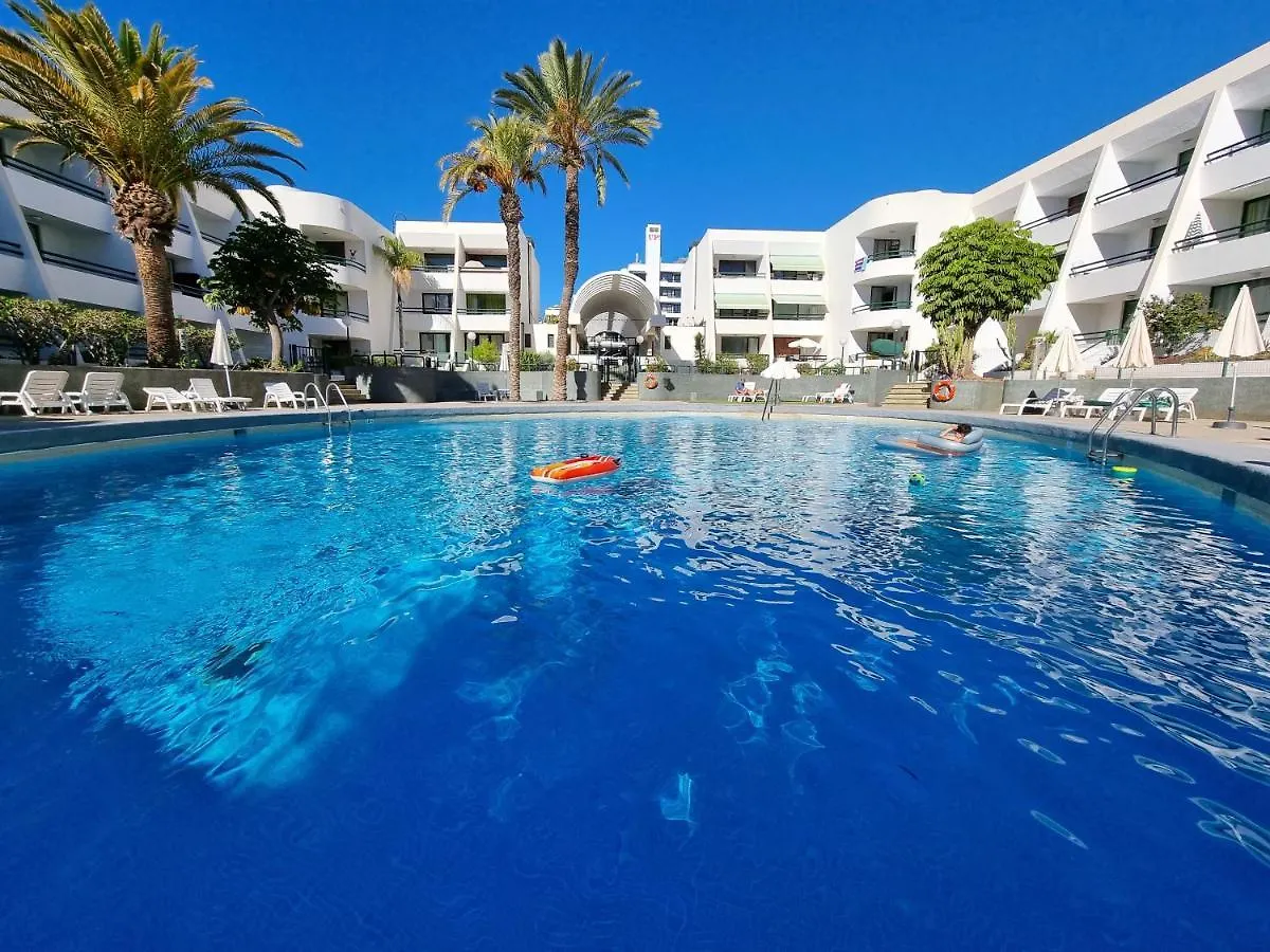 Apartment Casa Palmera Only 150 Meters To The Beach, Heated Pool, Wifi, Sat-Tv, Balcony With Poolview Arona   Arona (Tenerife)