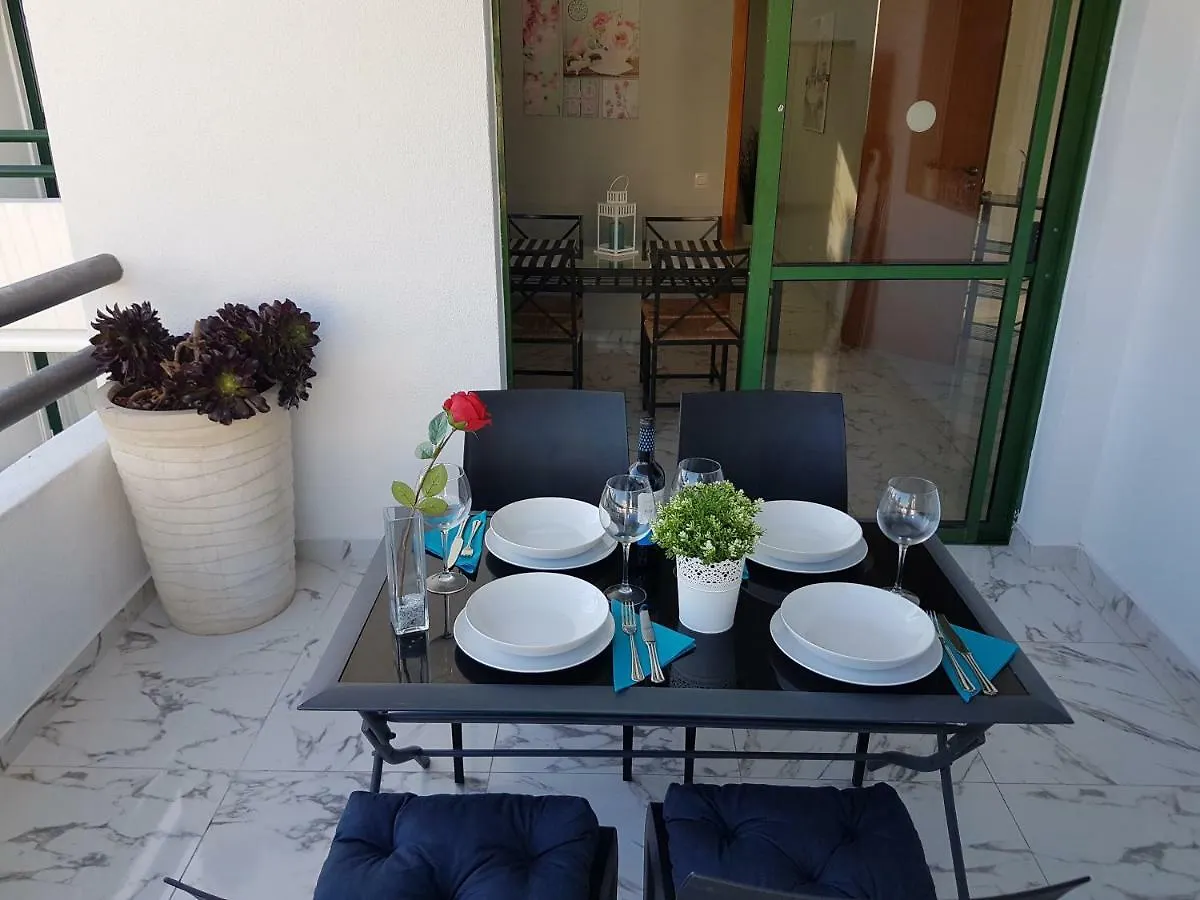 Apartment Casa Palmera Only 150 Meters To The Beach, Heated Pool, Wifi, Sat-Tv, Balcony With Poolview Arona
